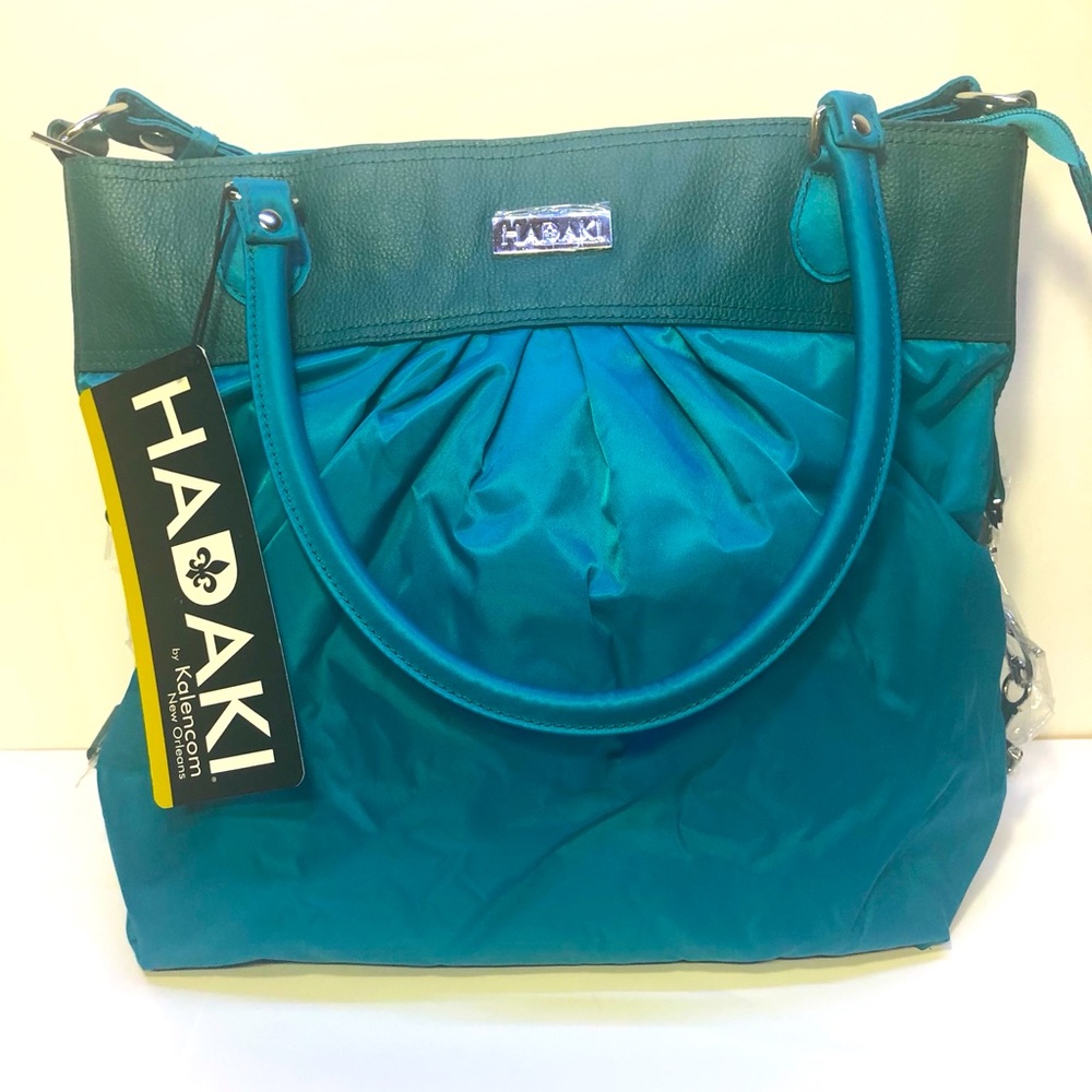 NWT Hadaki Tote Around Pod